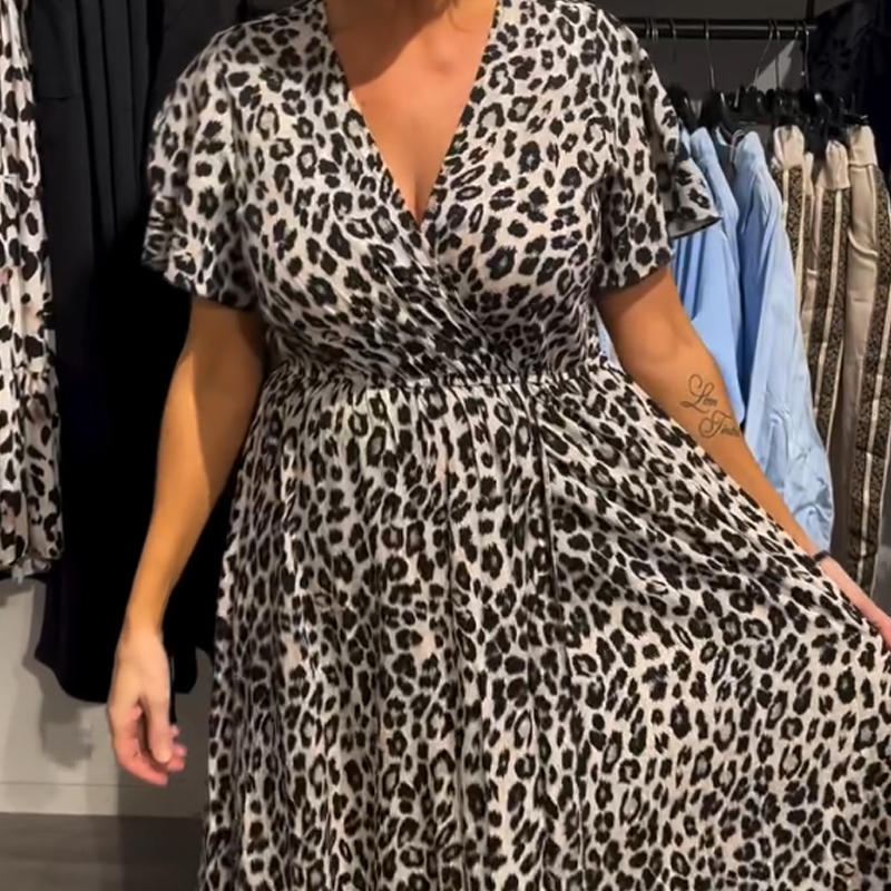Sirina | Vestido Maxi Estampado Leopardo Escote V