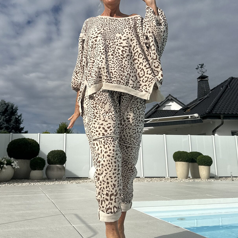 Leenora | Conjunto Dos Piezas Estampado Leopardo Holgado