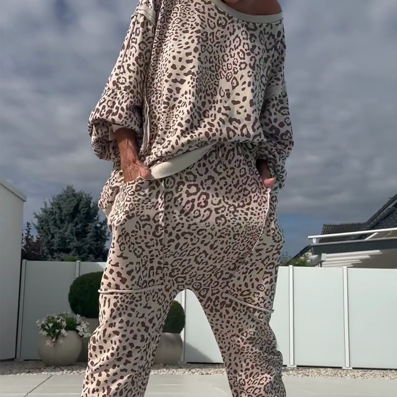 Leenora | Conjunto Dos Piezas Estampado Leopardo Holgado