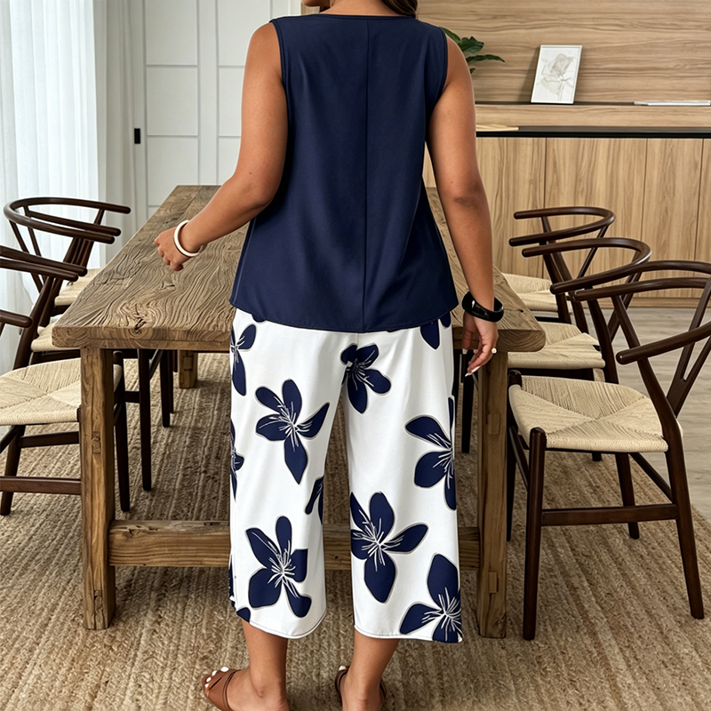 Aniza | Conjunto de Top Asimétrico y Pantalón Capri Floral