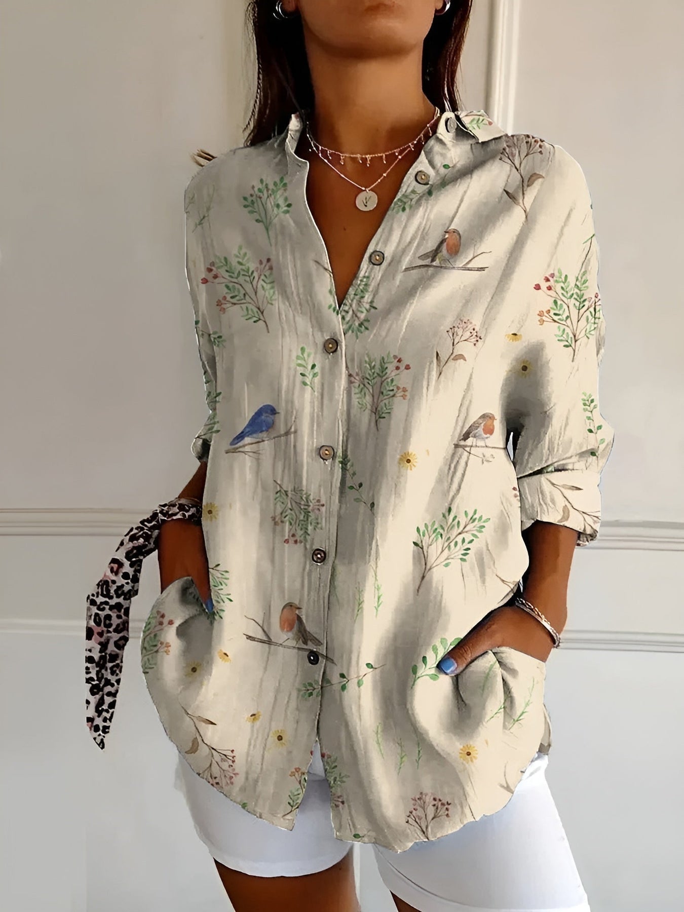 Brenda - Blusa Informal Con Estampado Floral y Cierre Frontal Con Botones
