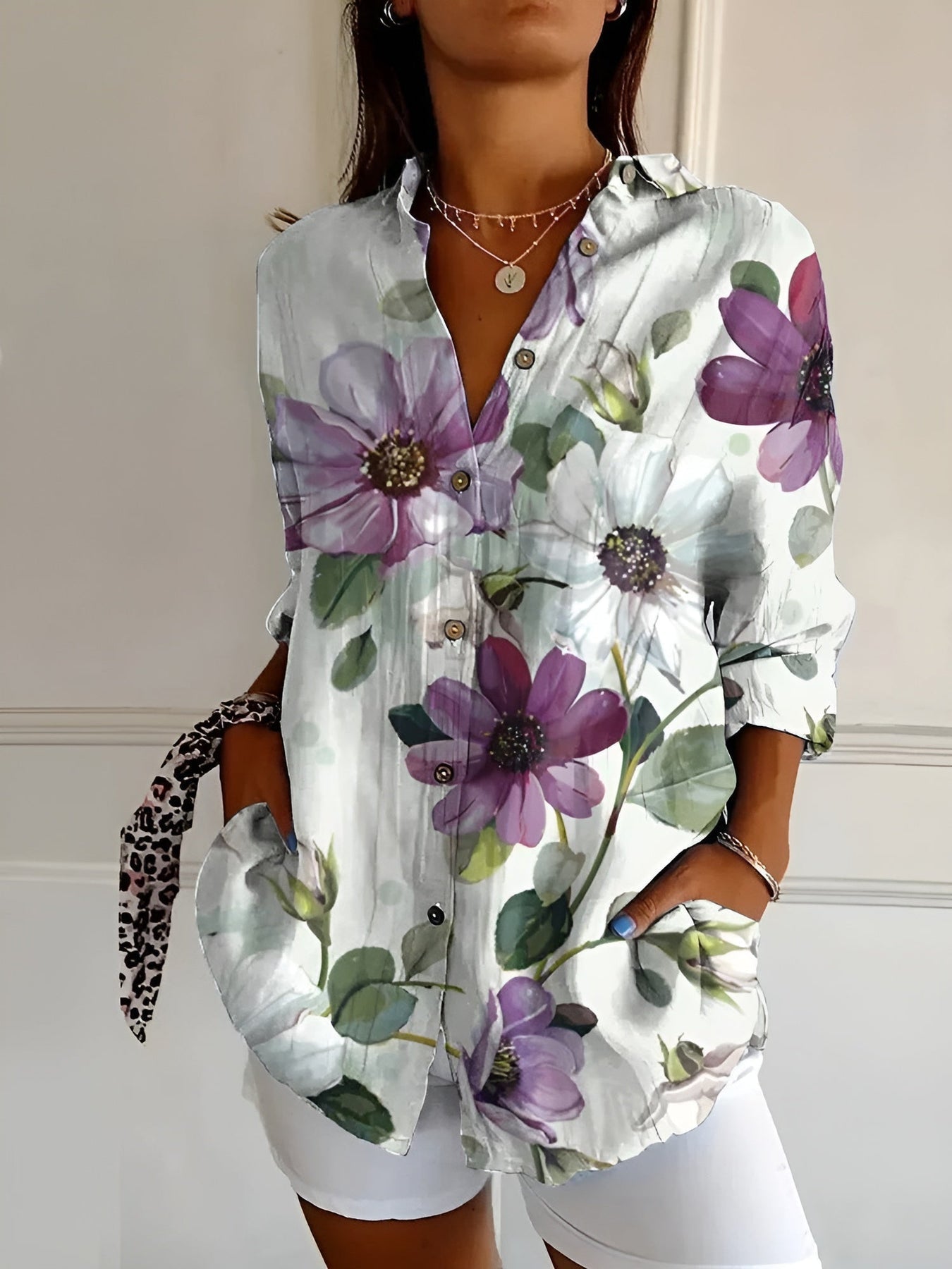Brenda - Blusa Informal Con Estampado Floral y Cierre Frontal Con Botones