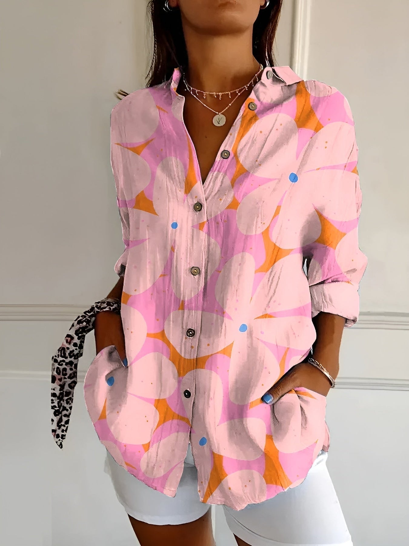 Brenda - Blusa Informal Con Estampado Floral y Cierre Frontal Con Botones