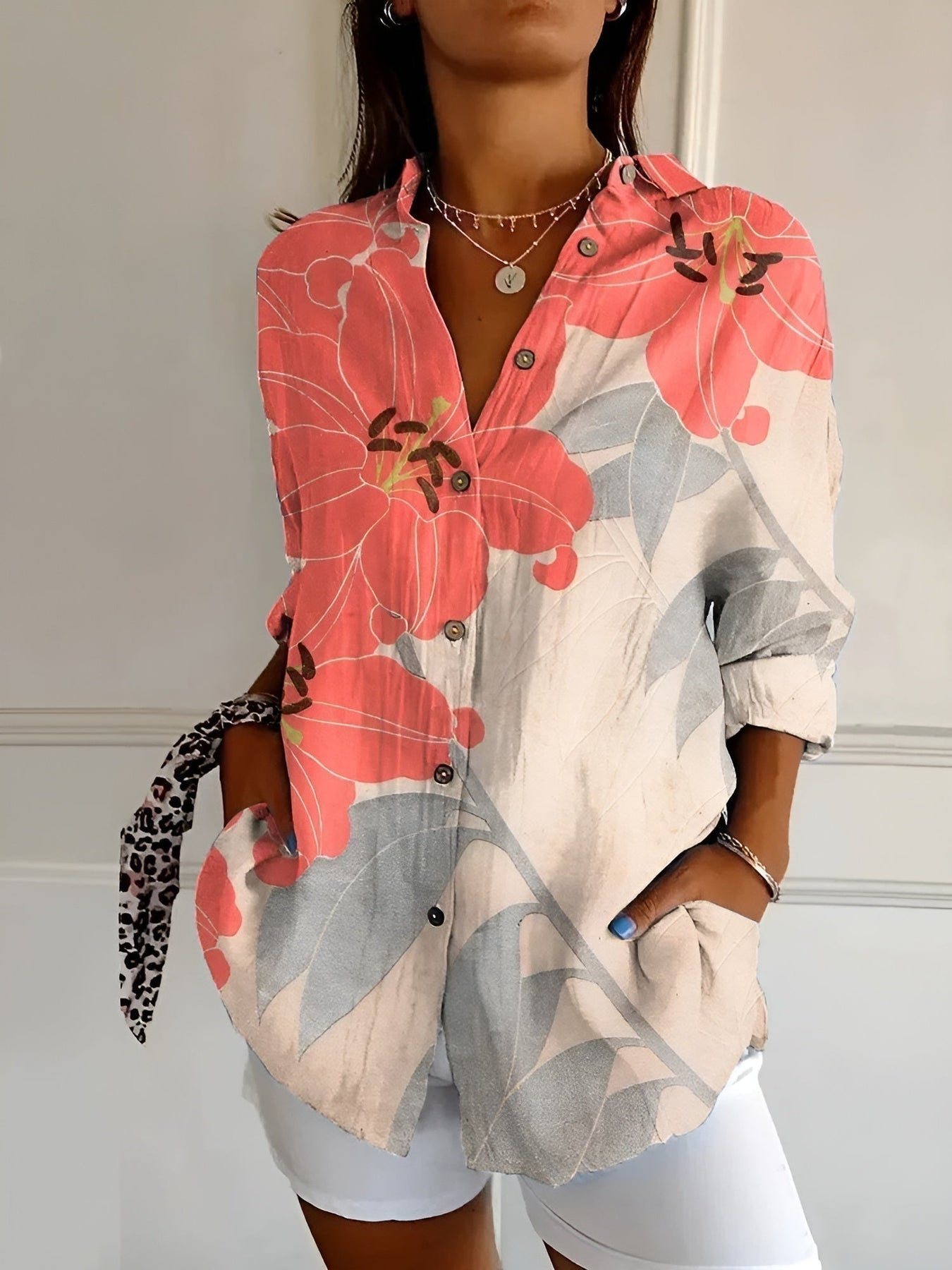 Brenda - Blusa Informal Con Estampado Floral y Cierre Frontal Con Botones