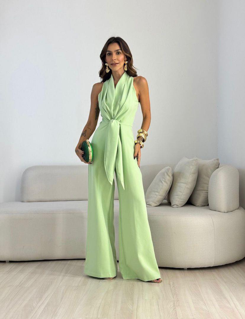 Kamwi - Mono Con Cuello Halter y Pernera Ancha