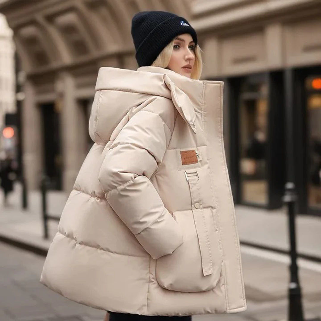 Lorena | Chaqueta acolchada con capucha y bolsillos grandes